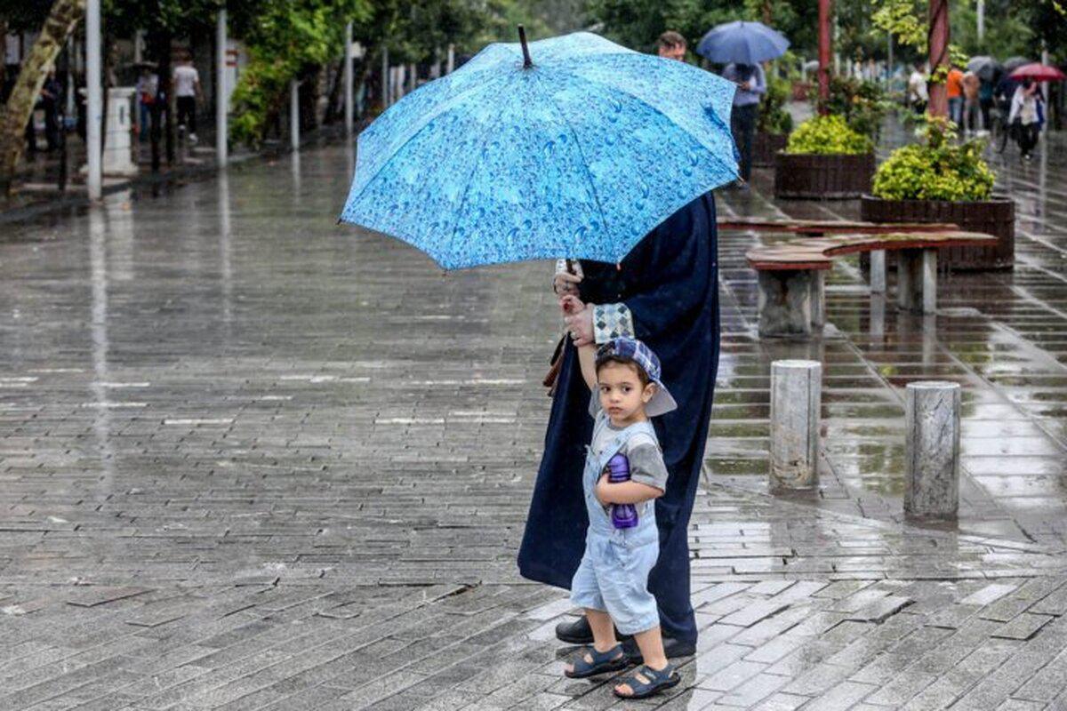 هواشناسی ۱۴۰۳/۸/۹؛ سامانه بارشی فردا وارد ایران می‌شود