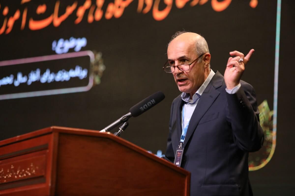 رئیس‌ سازمان امور دانشجویان: پرونده بیش از ۵۰۰ دانشجوی اخراجی به دست ما رسیده است (فیلم)