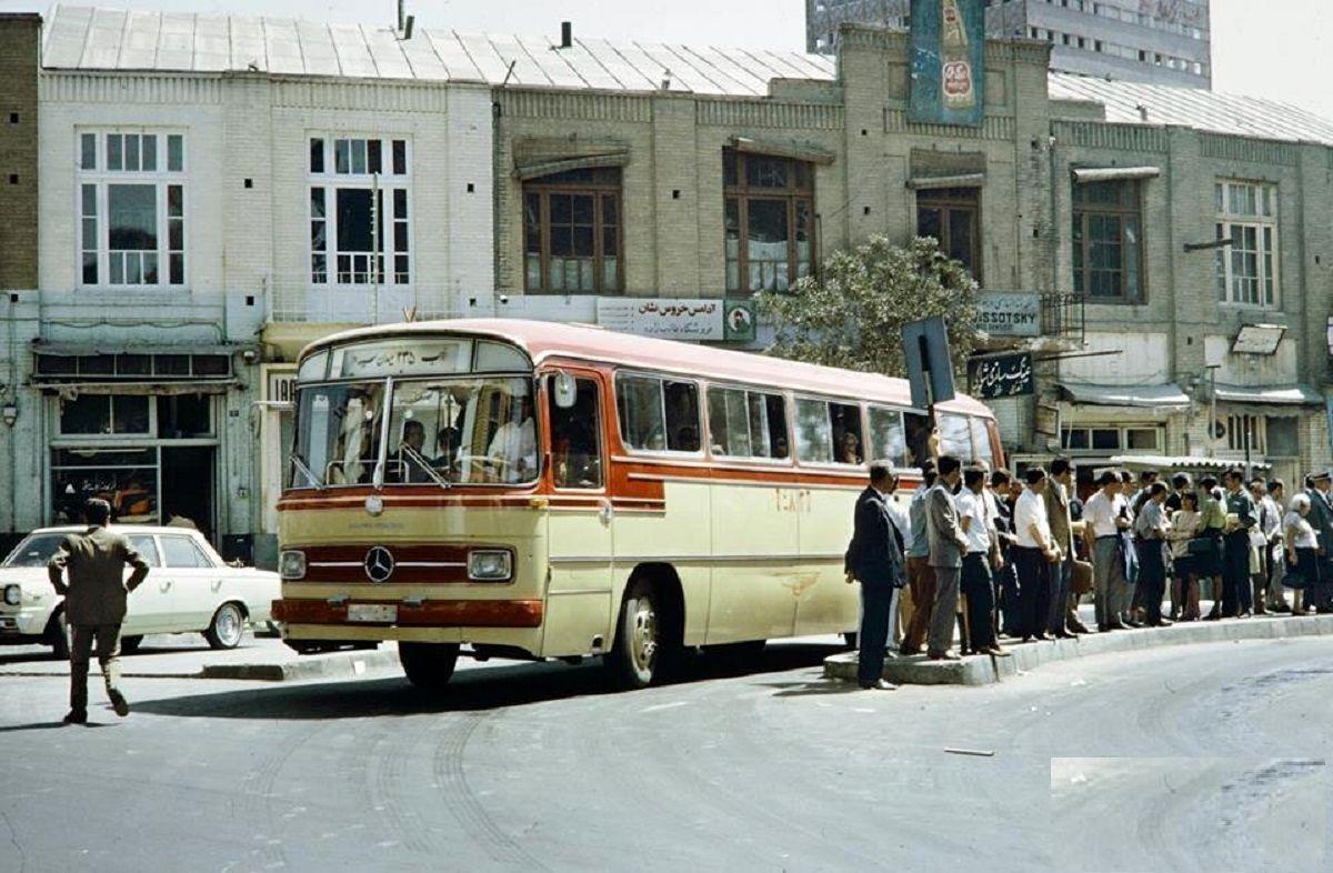 (عکس)‌ سفر به تهران قدیم؛ اتوبوس مسافری با ۳۲کیلو هروئین در تهران متوقف شد