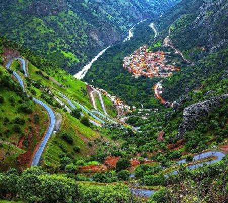 این یک تابلوی نقاشی نیست، روستای بُلبر کردستان است+عکس