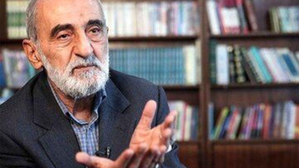 واکنش شریعتمداری به انتساب حرف دروغ به رهبرانقلاب توسط یک فعال سیاسی