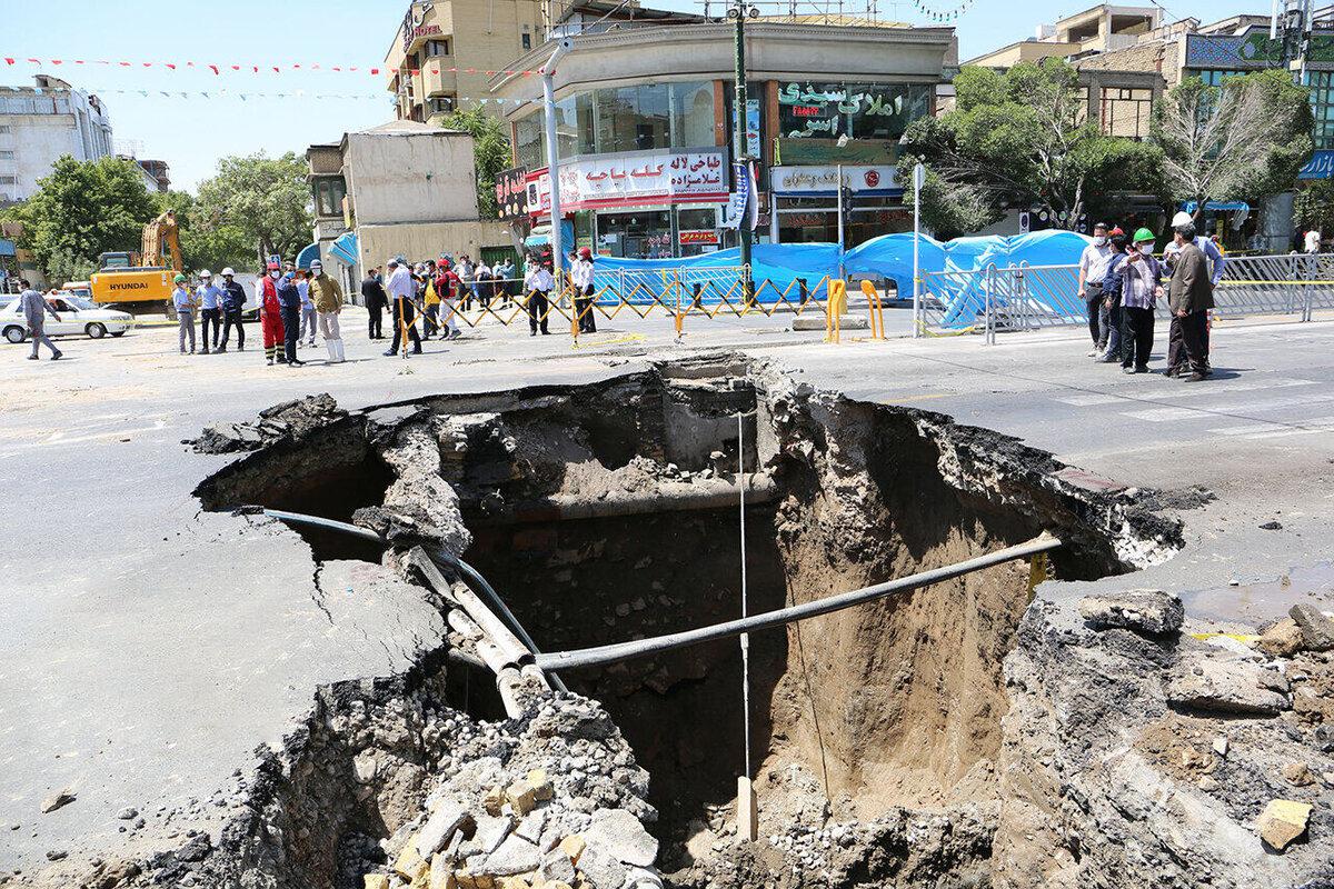 زمین خالی  زیر پای ۴۰ میلیون ایرانی     ۸۰۰ شهر روی پهنه‌های فرونشست قرار دارند   بحرانی ترین شهرهای ایران