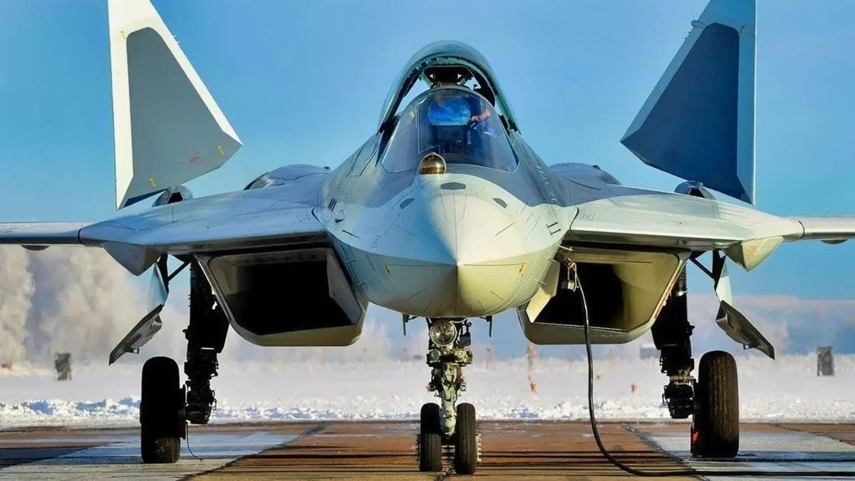 (تصاویر) جنگنده نسل پنجم روسیه، رقیب F 35 آمریکا و J 20 چین