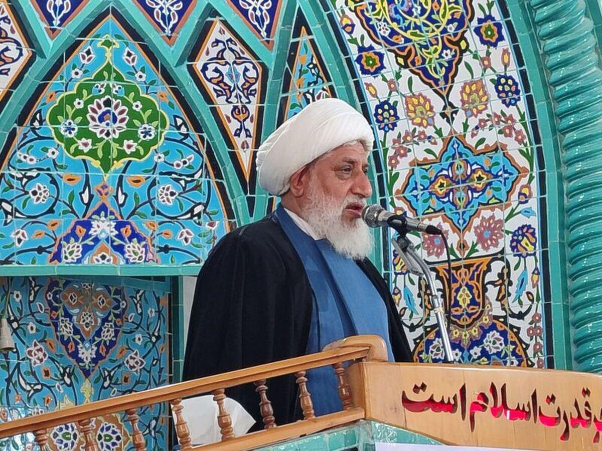 امام جمعه میناب: تشکیل بسیج هنربزرگ انقلاب اسلامی است