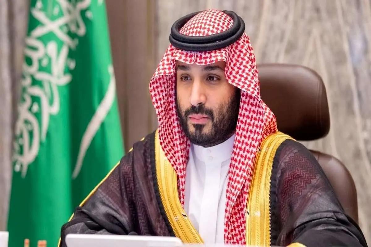 خشم مسلمانان از بن سلمان و جنیفر لوپز؛ رقص دور ماکت کعبه