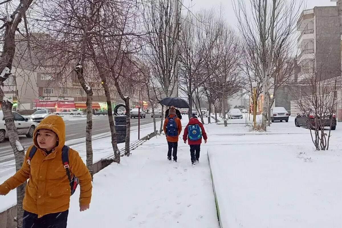 هشدار هواشناسی درباره بارش باران و برف شدید در ۲۲ استان کشور / طوفان در پیش است