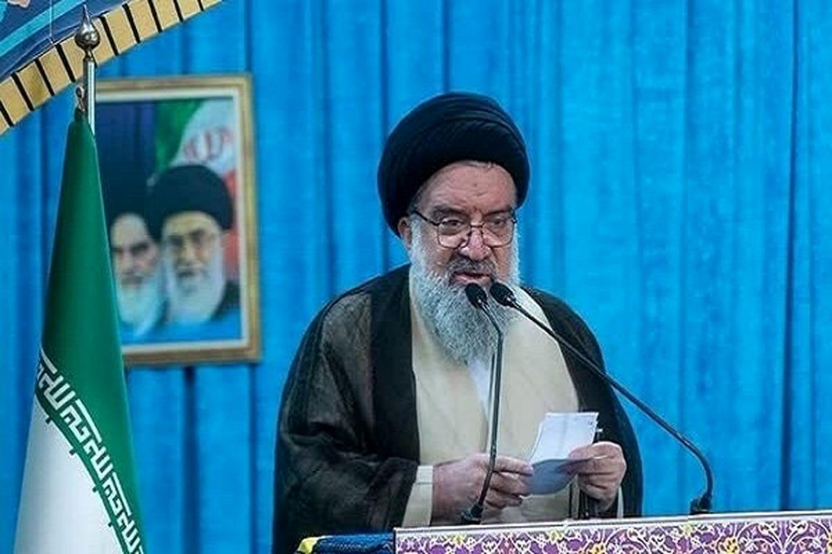 خطیب نماز جمعه تهران: به قطعنامه ضدایرانی جواب کوبنده داده شود