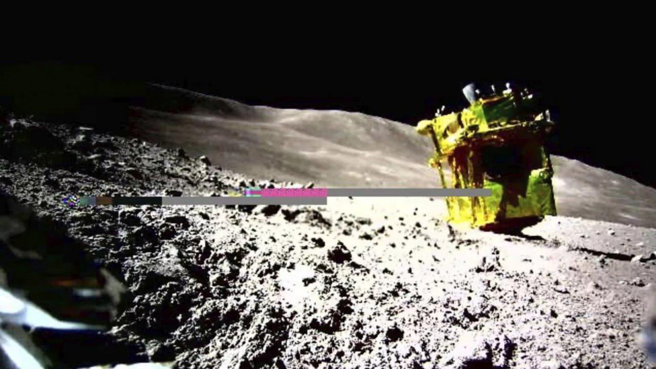 فرودگر ژاپنی ماه توانست از «شب قمری» جان سالم به در برد