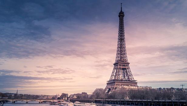 دیدن جاذبه های توریستی در تور پاریس
