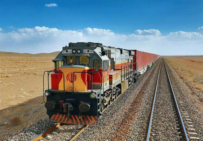 لکوموتیو قطار ترانزیتی افغانستان ترکیه توقیف شد  / کنسرسیوم توسعه ریلی: کارکنان راه‌آهن در اقدامی عجیب لکوموتیو را از قطار جدا کرده و آن را با خود بردند