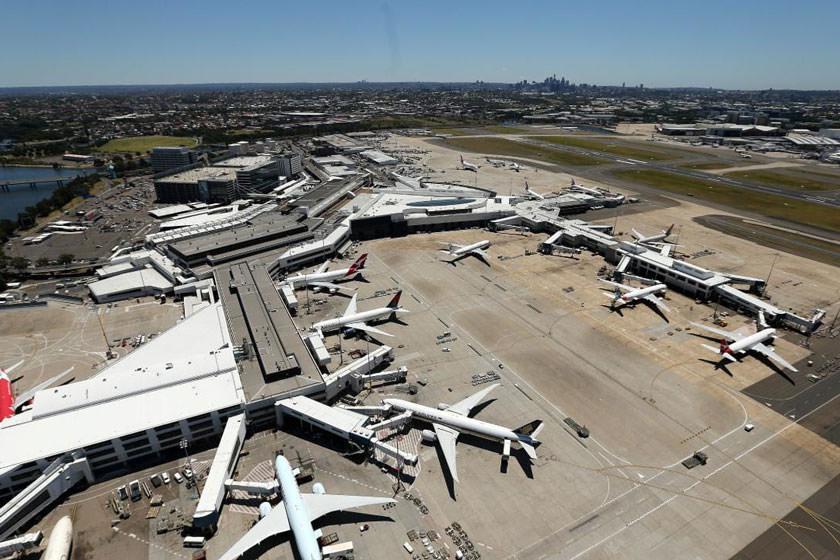 اشیا جامانده فرودگاه سیدنی حراج می‌شود   از امضای مسی تا شمشیر جنگ ستارگان