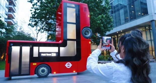 سامسونگ برای تبلیغ گوشی های تاشو جدید خود، یک اتوبوس را از وسط خم کرد + عکس