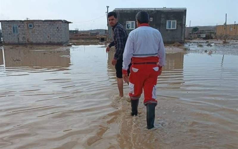 بارش شدید باران، تمام این شهر را زیر آب برد