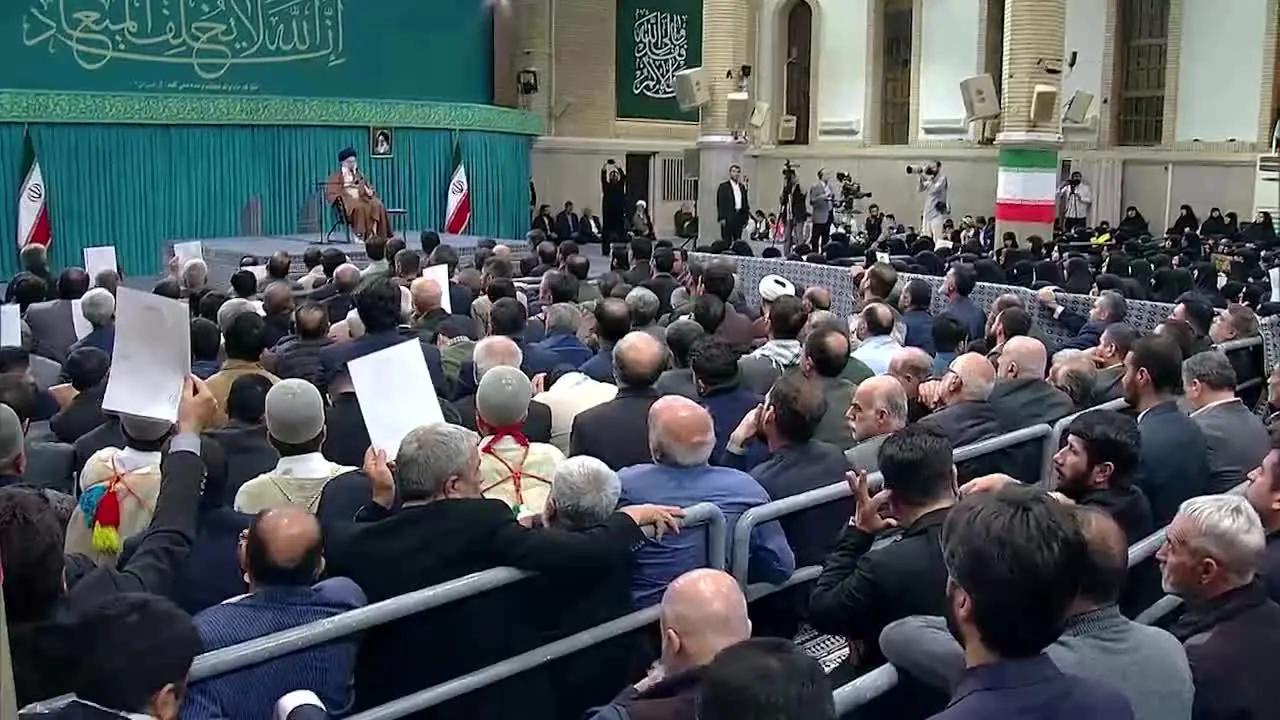 ببینید   رهبر انقلاب: ایجاد ترس و تردید در دل‌های مردم،‌ مردود است و قرآن در این زمینه صراحت دارد